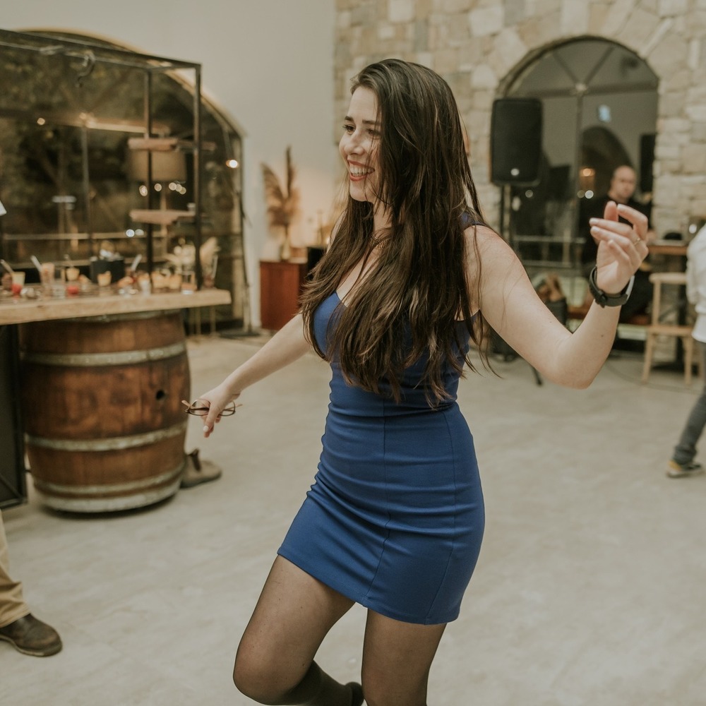 Meet your Posher, Avital